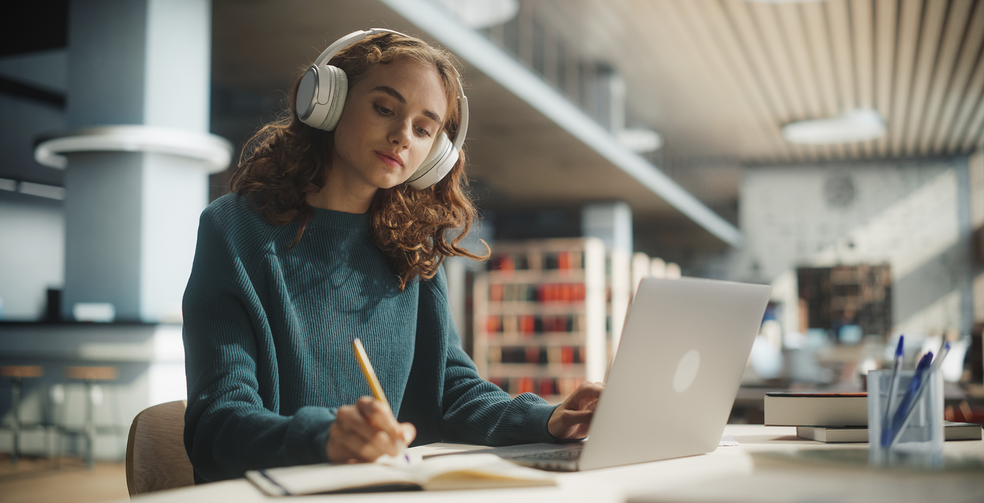 Empower College Readiness: Integrate Online Learning for Enhanced Student Success